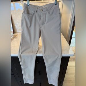 Lululemon Athletica Men’s Tan ABC Pants Size 28/30 Retailing $138